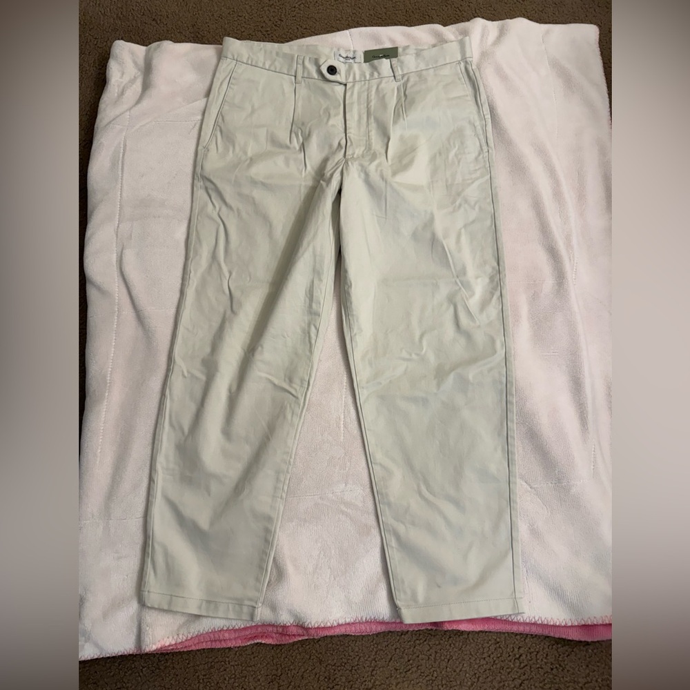 Goodfellow & Co Light Tan Men’s Chino Pants
